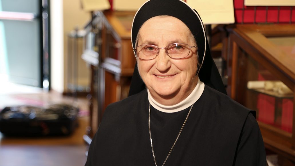 LOVE AT THE CENTER: suor Faustina