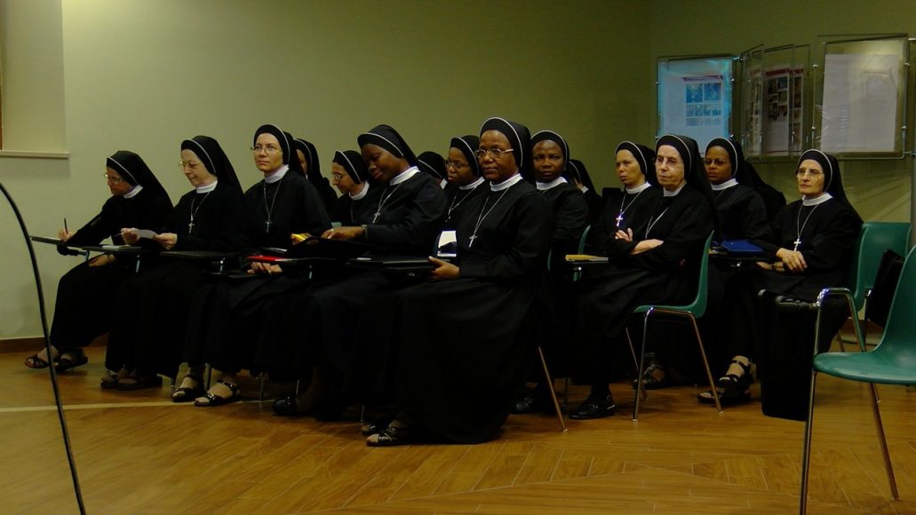 L' AMORE AL CENTRO: madre Mariapaola De Santi