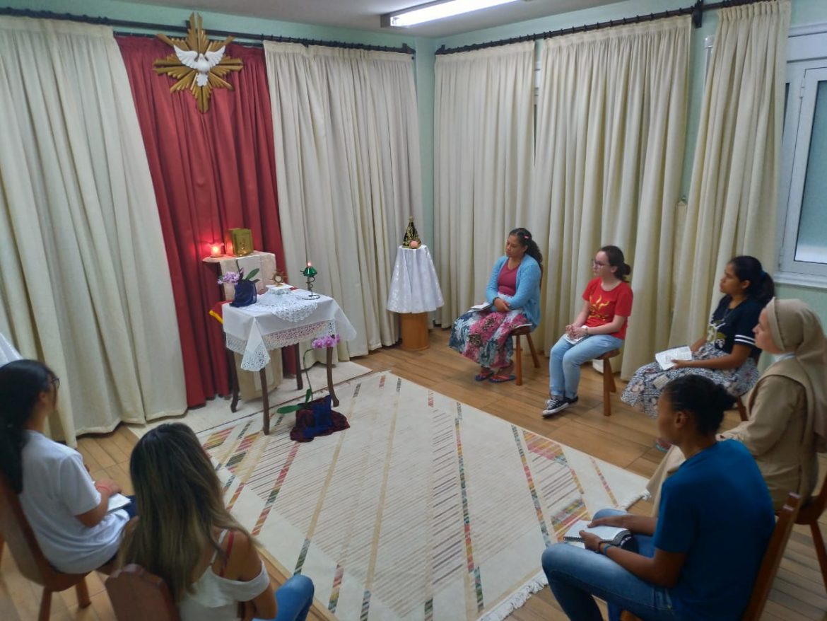 Dicembre 2019: Esperienza comunitaria di giovani in Brasile - LAVORO