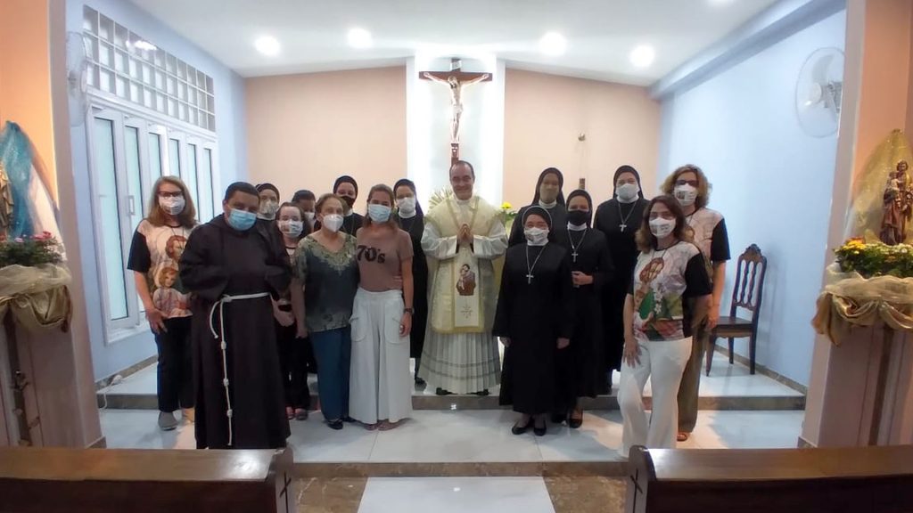 Gruppo delle Oblate di San Giuseppe del Minas Gerais - Brasile